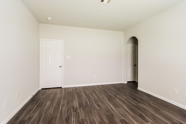 Building Photo - 12310 Maura Lane