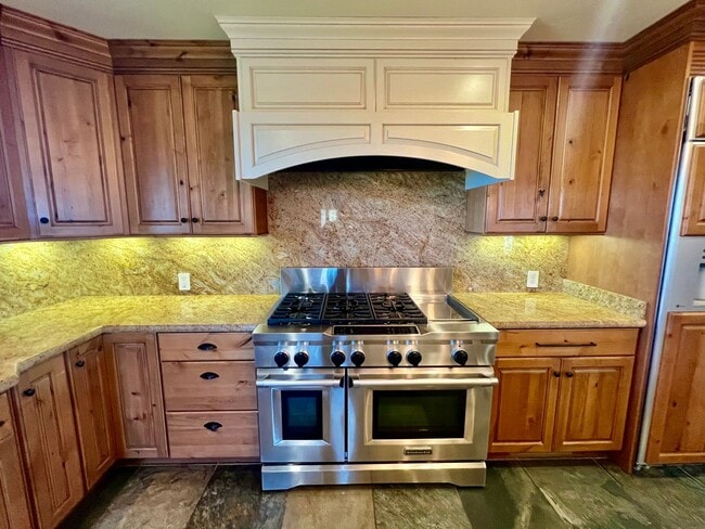 Building Photo - Carmel Highlands Mountain Top Stunning Vie...