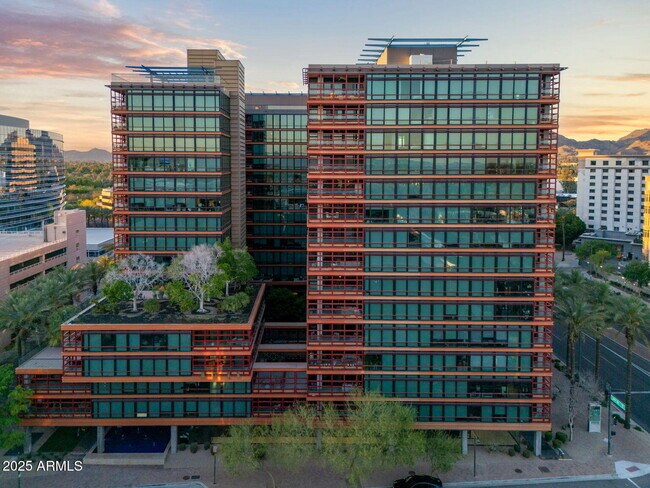 Building Photo - 4808 N 24th St