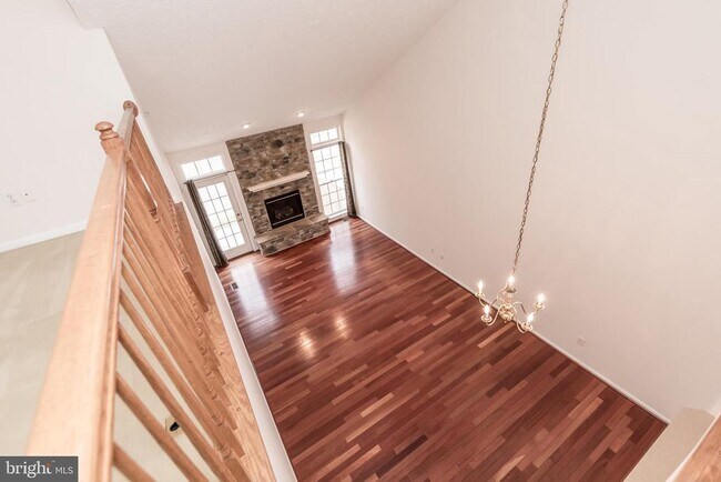 Building Photo - 5035 Woods Line Dr