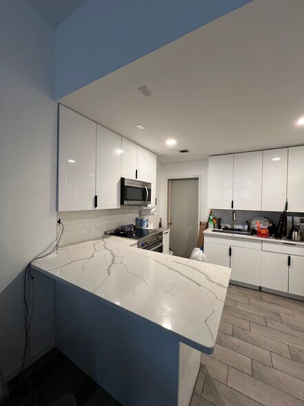 Unit 1 - Open Kitchen - 2031 N 15th St