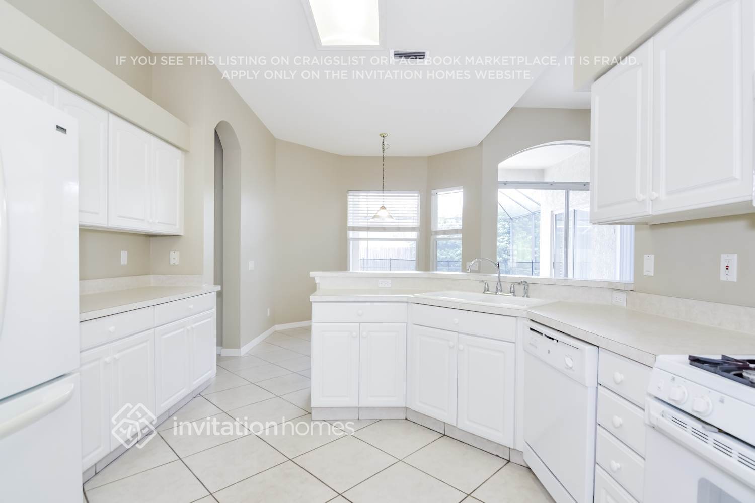 Building Photo - 18127 Sweet Jasmine Dr