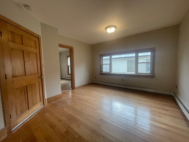 Building Photo - 345 Houghton St