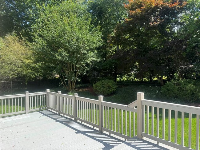 Building Photo - 3707 Loveland Terrace