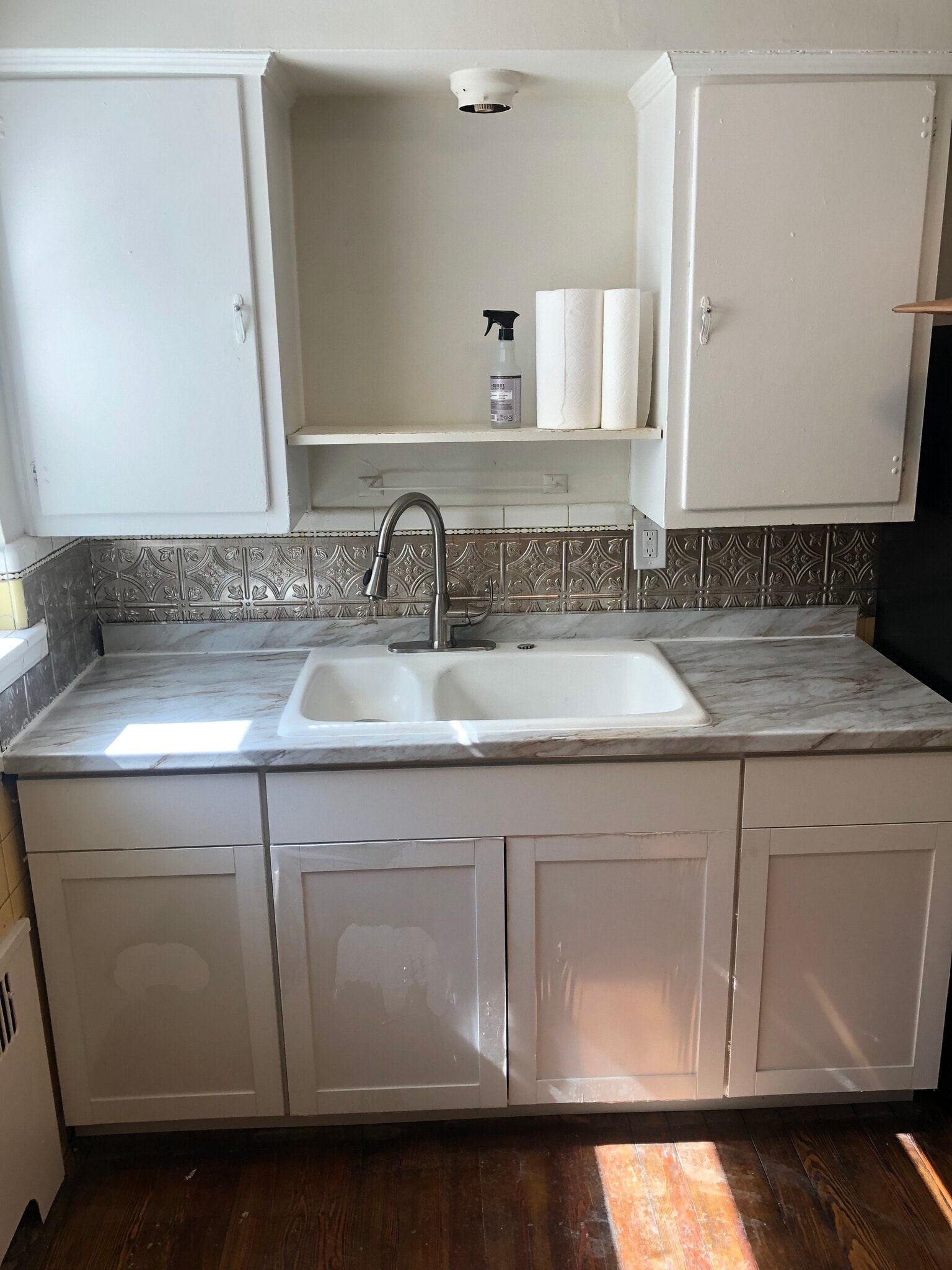 Kitchen with private rear entrance - 1711 Portman Ave
