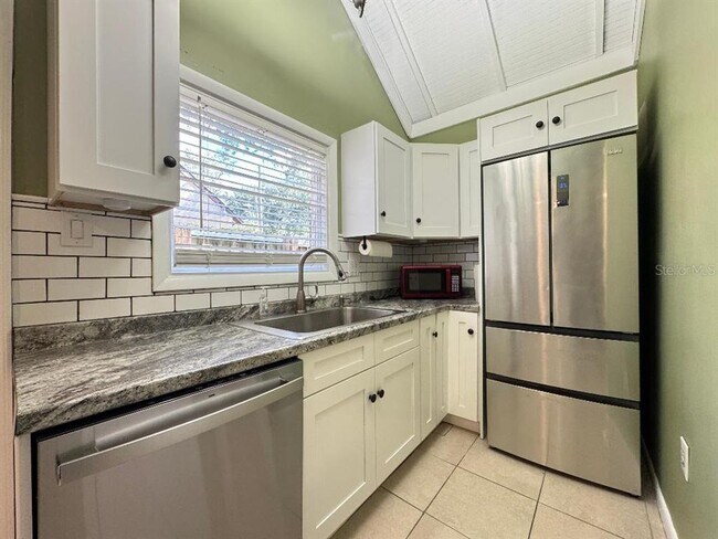 Building Photo - 12301 N 58th St