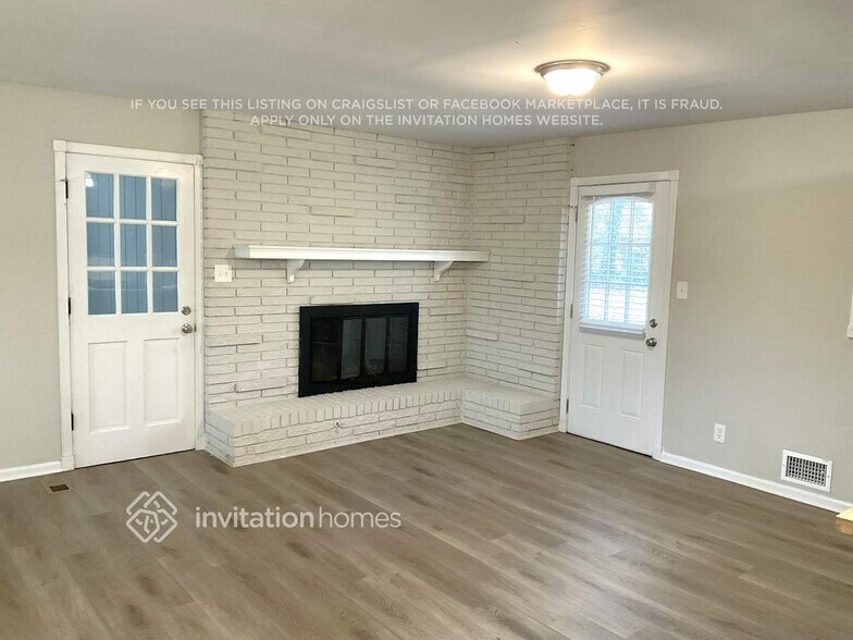 Building Photo - 2331 Heather Ct