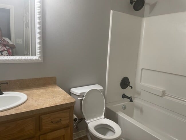 Building Photo - 3/2/2 PTISD