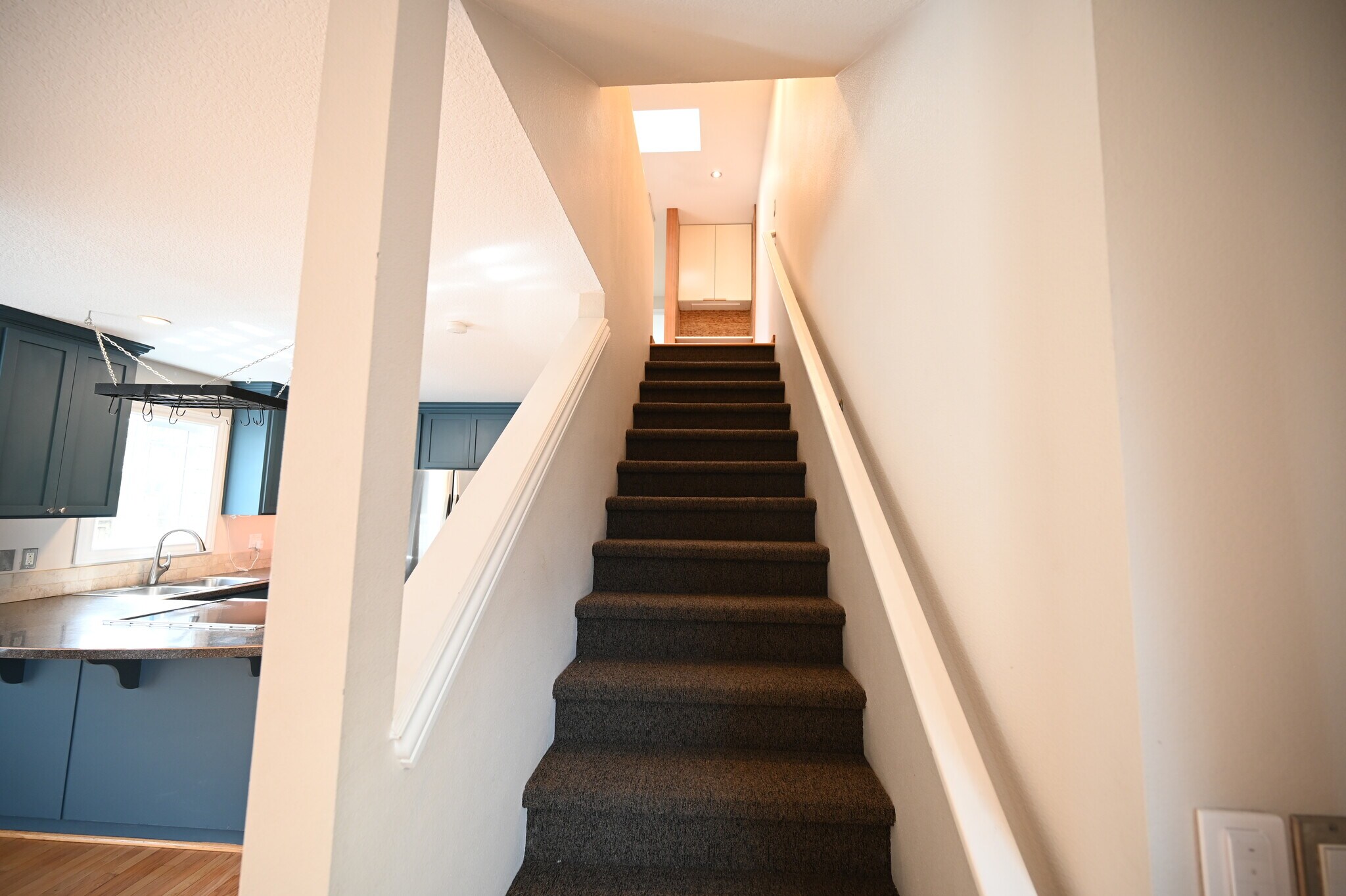 Building Photo - 9216 N Charleston Ave