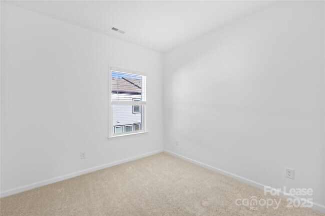 Building Photo - 3240 Stelfox St