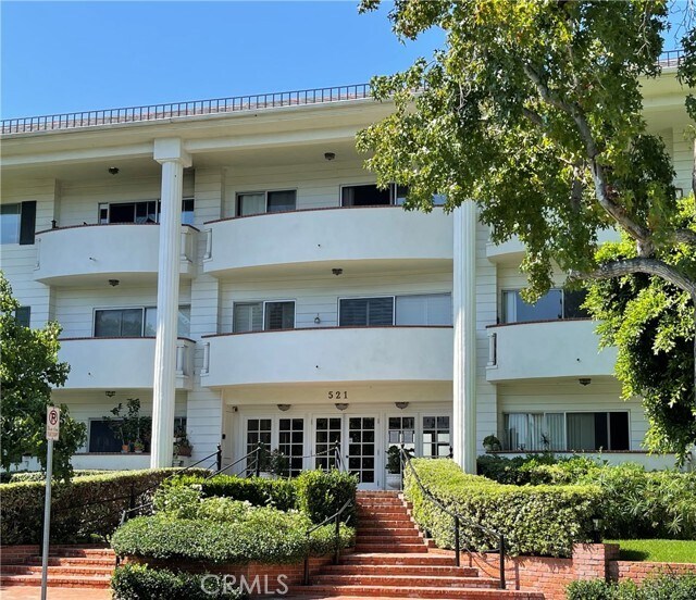 Building Photo - 521 Montana Ave