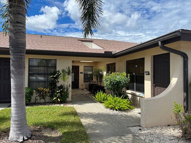 Primary Photo - 3906 SE 11th Pl