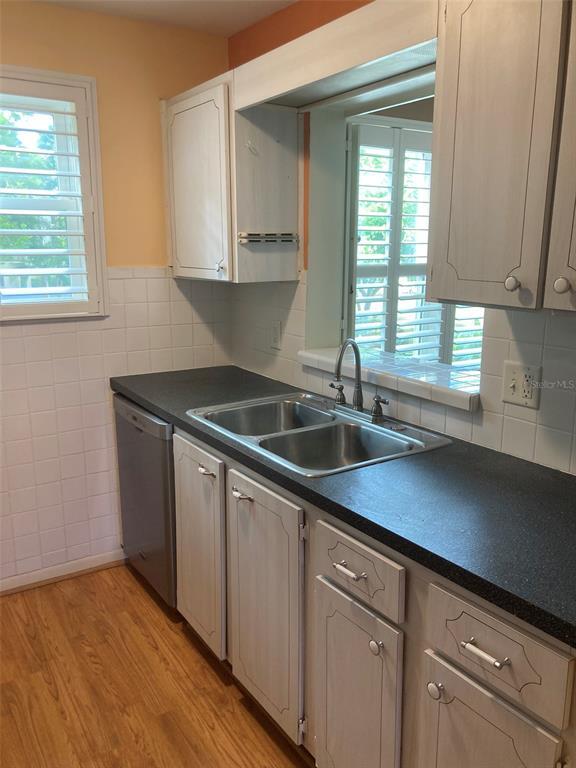 Building Photo - 5750 80th St N