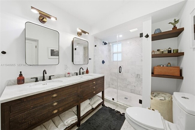 Building Photo - 71 NE 46th St