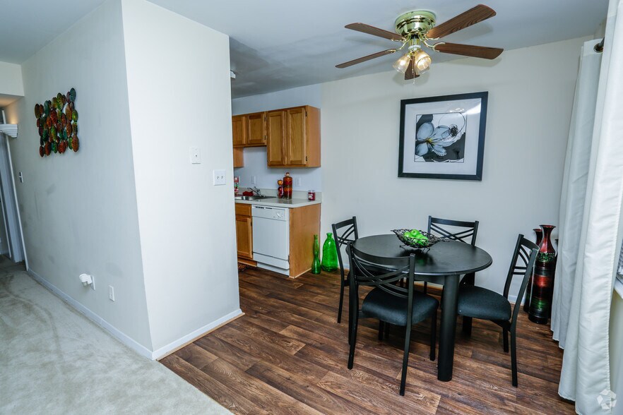 Ridgewood Club Apartments 4594 Wicklow Virginia Beach VA 23452