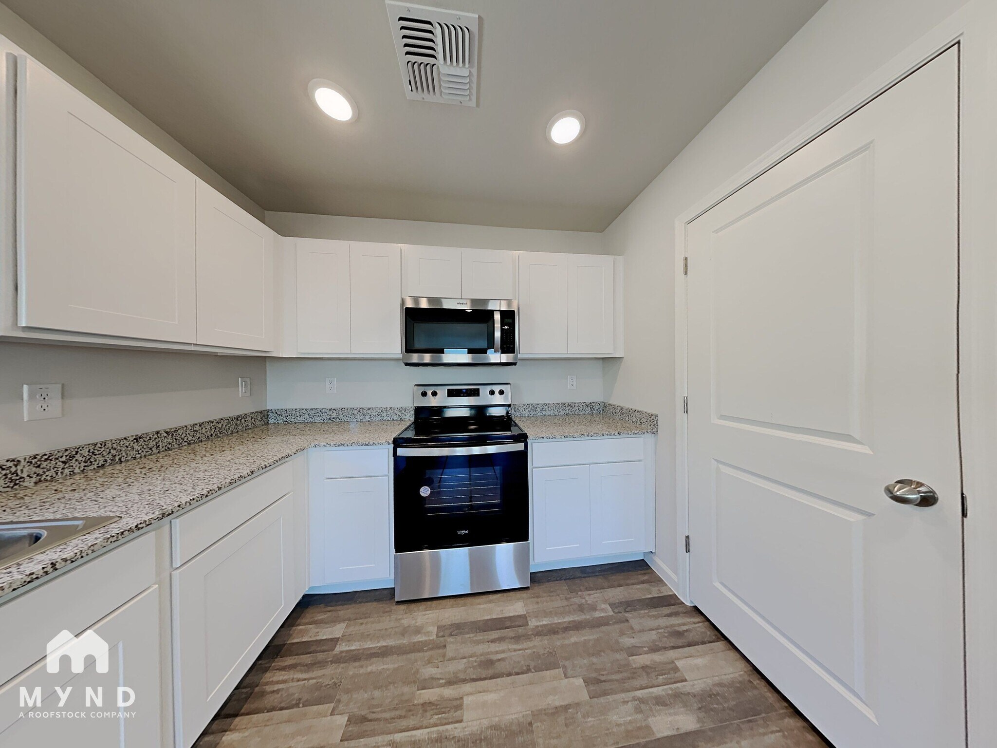 Building Photo - 222 S Picacho Heights Rd