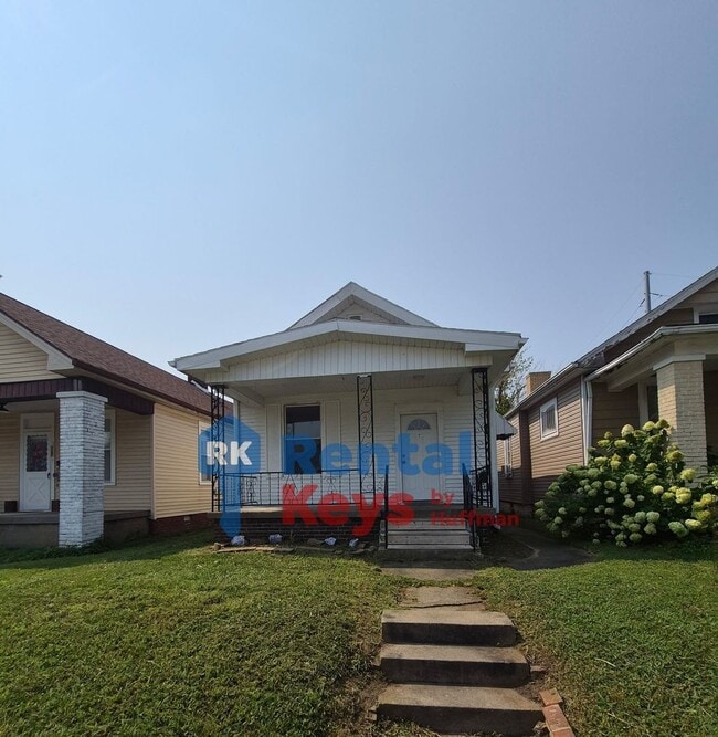 Building Photo - Two Bedroom House