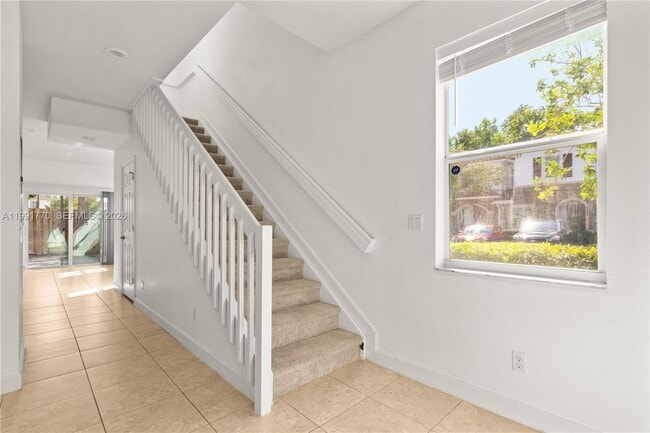 Building Photo - 5354 Ellery Terrace