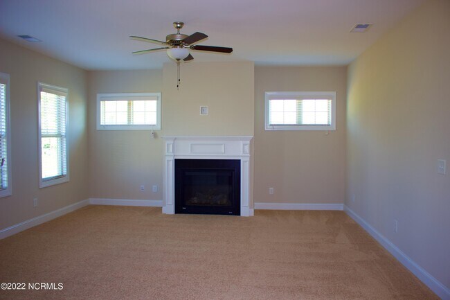 Building Photo - 368 Wheatfield Way