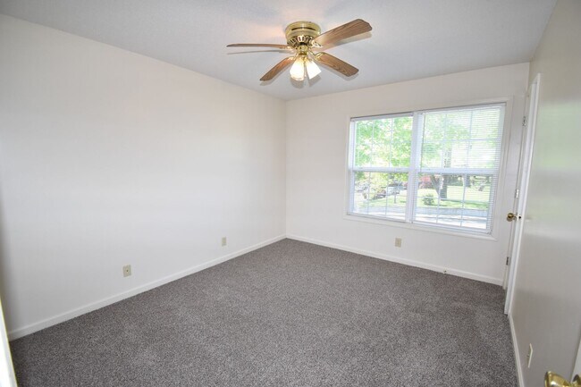 Building Photo - Forbes Avenue-248