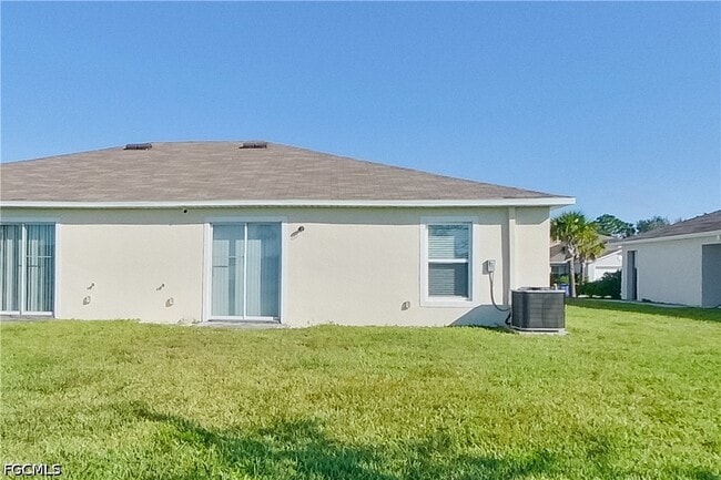 Building Photo - 9120 Aegean Cir