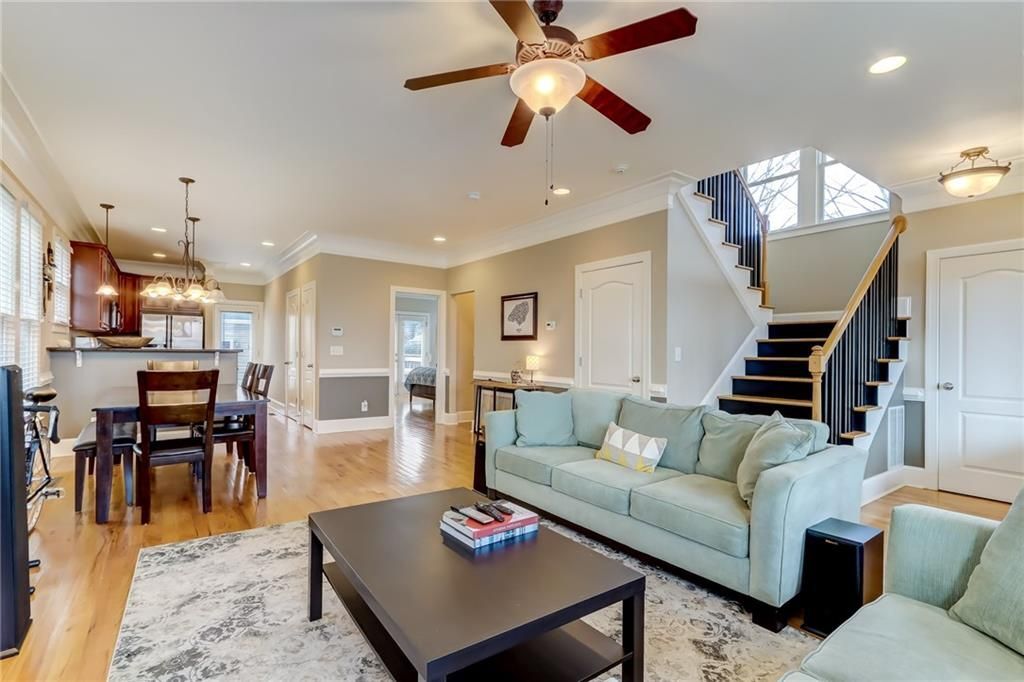 Building Photo - 345 Chastain St SE