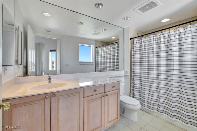 Building Photo - 1060 Borghese Ln