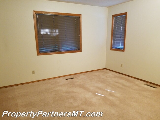 Building Photo - *** Beautiful Condo *** - 2Bed 2Bath