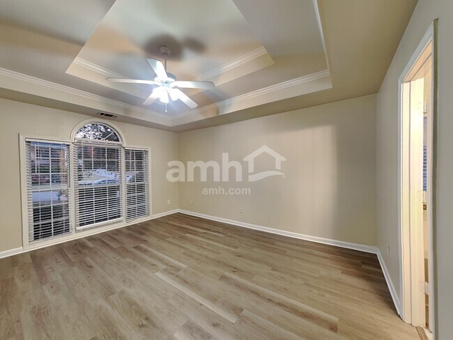 Building Photo - 670 Old Johnson Rd