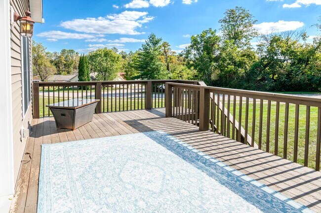 Building Photo - 4442 S Carberry Ct