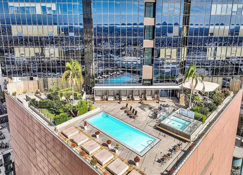 Building Photo - 1100 Wilshire Blvd
