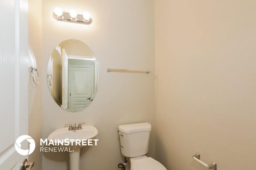 Building Photo - 9548 E Bramble Ave