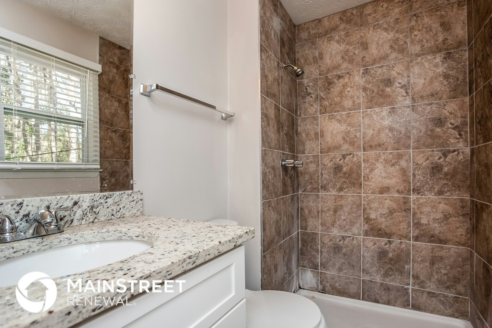 Building Photo - 537 Plainville Dr SW