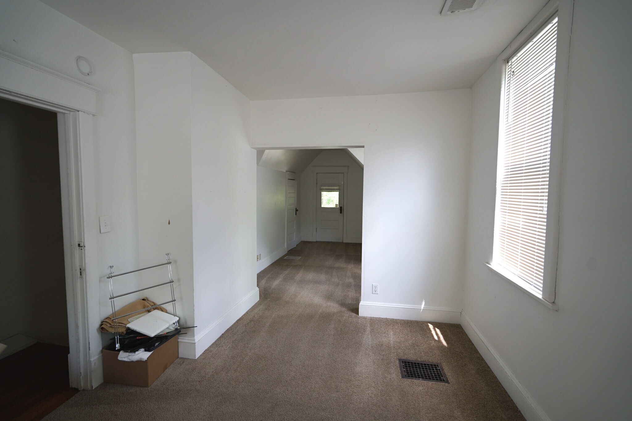 Building Photo - 942 Missouri St