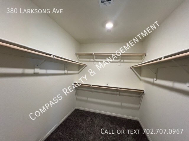 Building Photo - 380 Larksong Ave