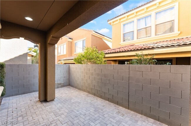 Building Photo - 11243 Filmore Heights Ct