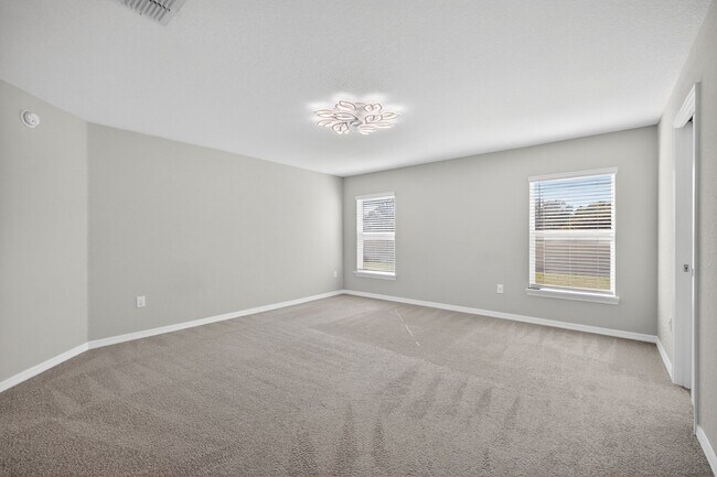 Building Photo - Single-Story 4/2 in Prime Riverview Location