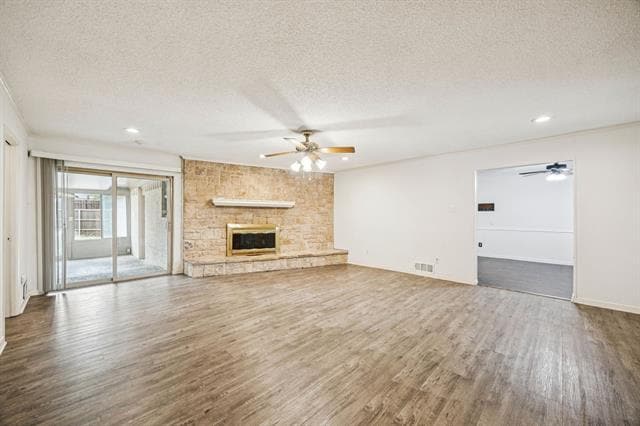 Building Photo - 1610 Lexington Dr