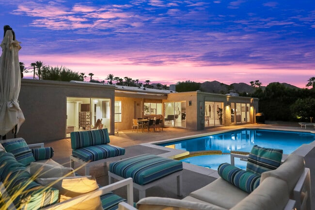 Building Photo - 71520 Gardess Rd