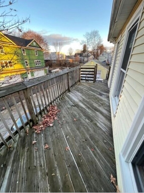 Building Photo - 16 8th Ave