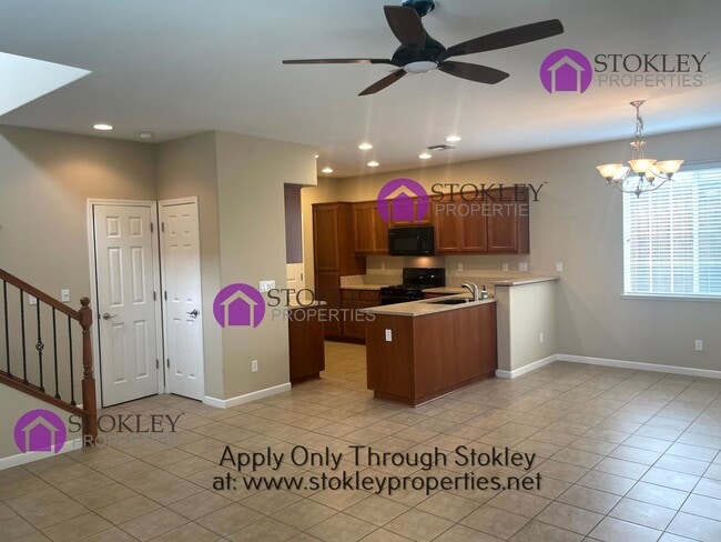 Building Photo - 1540 Silverleaf Ln