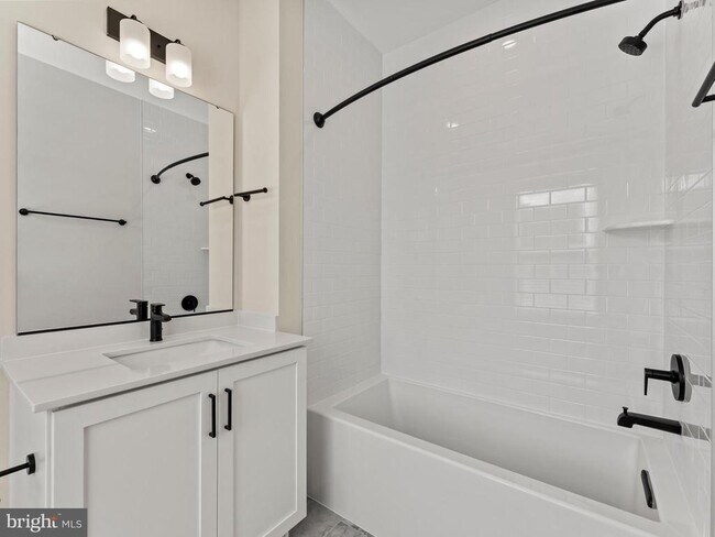 Building Photo - 2015 Tysons Ridgeline Rd