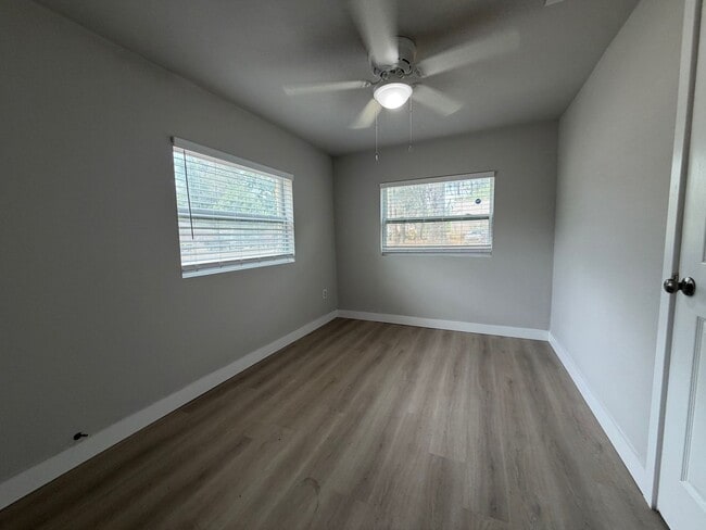 Building Photo - Updated 2BR/1BA Home – Modern Finishes – Gainesville, FL