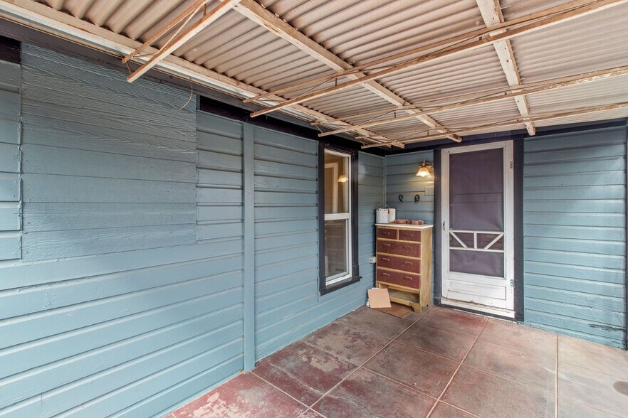 Building Photo - 3602 1/2 West Colorado Avenue