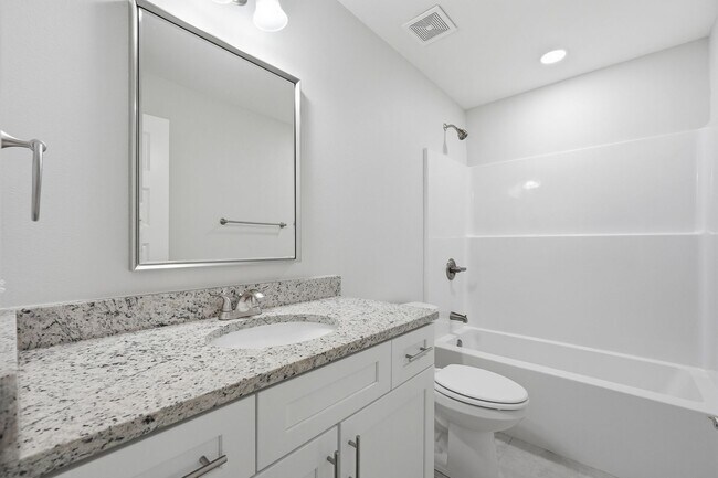 Building Photo - NEW Construction, be the FIRST to occupy this beautiful townhouse in Fort Walton Beach!