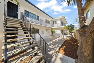 Building Photo - 1032 Bonita St.