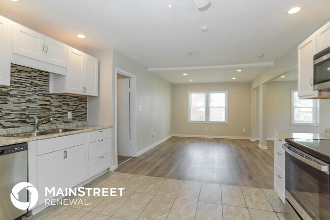 Building Photo - 12712 10th St