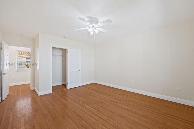 Building Photo - 1084 92nd St