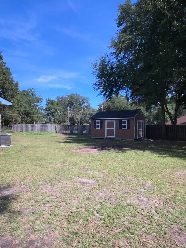 Building Photo - 25 Jefferson Cir