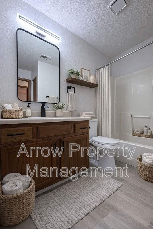 Building Photo - 2384 N 44th St